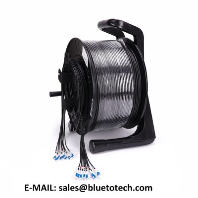 Zewnętrzny 8-włóknowy pancerny kabel światłowodowy LC do LC 6.0mm Single Mode z plastikowym bębnem, światłowodowy jumper 8-włóknowy LC/UPC-LC/UPC na plastikowej rolce kablowej